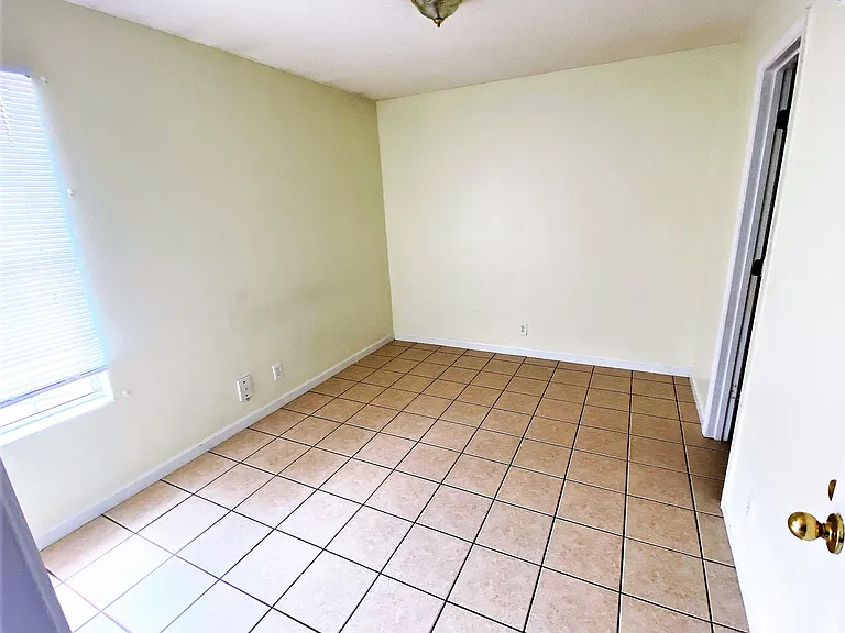 620 Vine St #201 — Photo 5