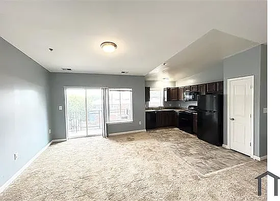 2585 Naylor Rd SE — Photo 7