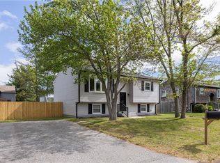 99 Scranton Ave, Warwick, RI 02888