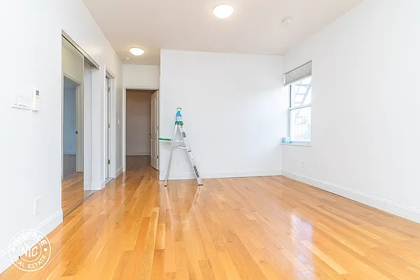 Rented by MySpaceNYC | media 11