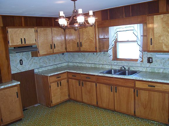 5th image of 331 Randolph St