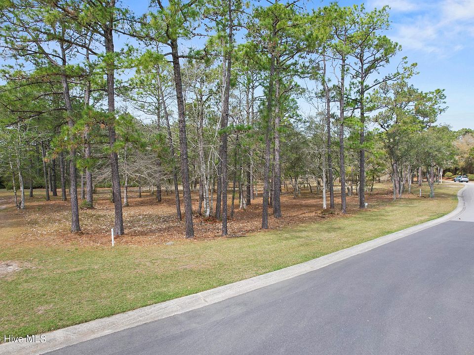 1st image of 662 Loreauville Drive SW
