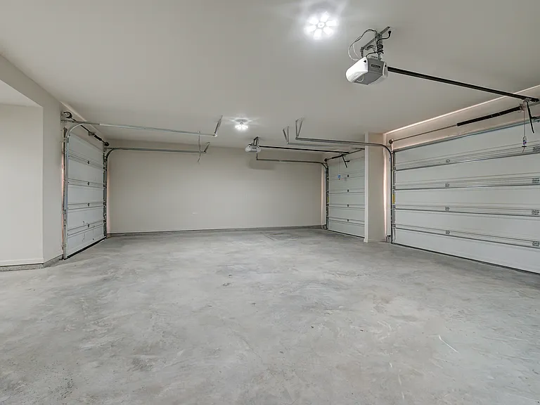3265 Prairie View Trl — Photo 44