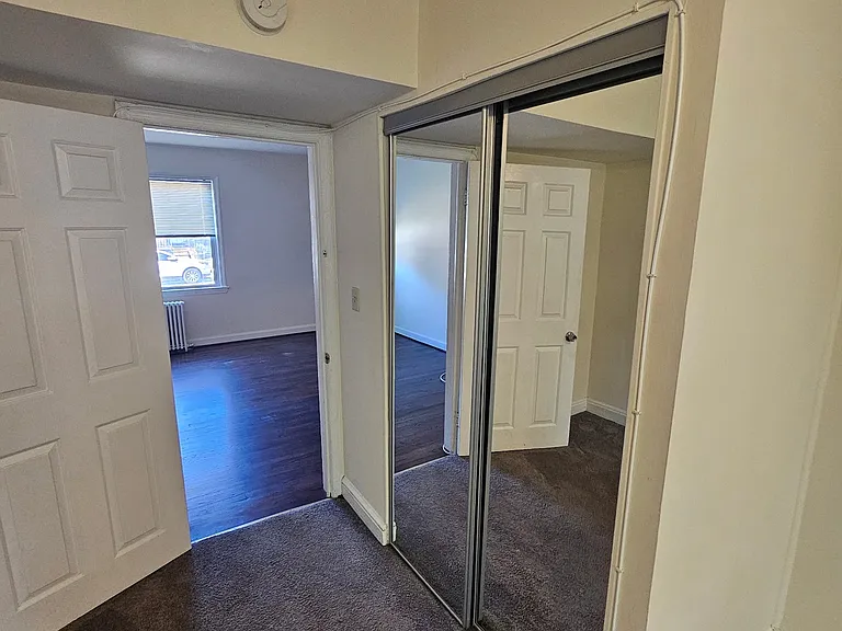 2900 Clearview Ave #1 — Photo 7