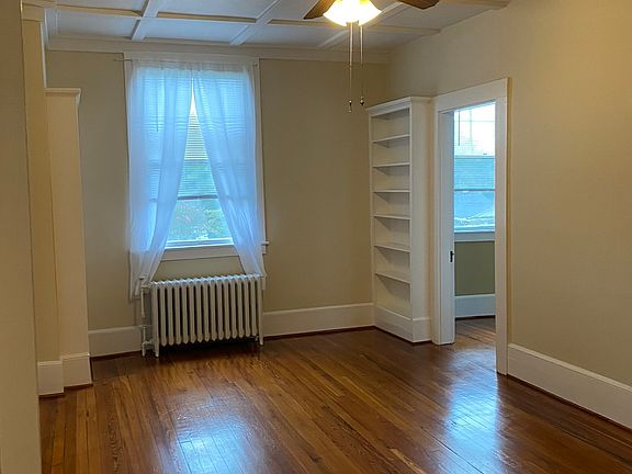 2nd image of 518 Palmetto Ln SW APT 4