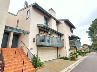 8271 Caminito Modena, La Jolla, CA 92037