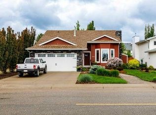 70 E Douglas Ave, Red Deer, AB T4R2G6