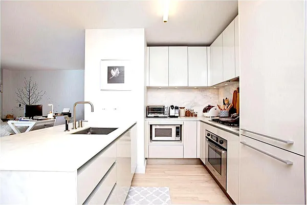 Rented by NY Best Homes Realty | media 44