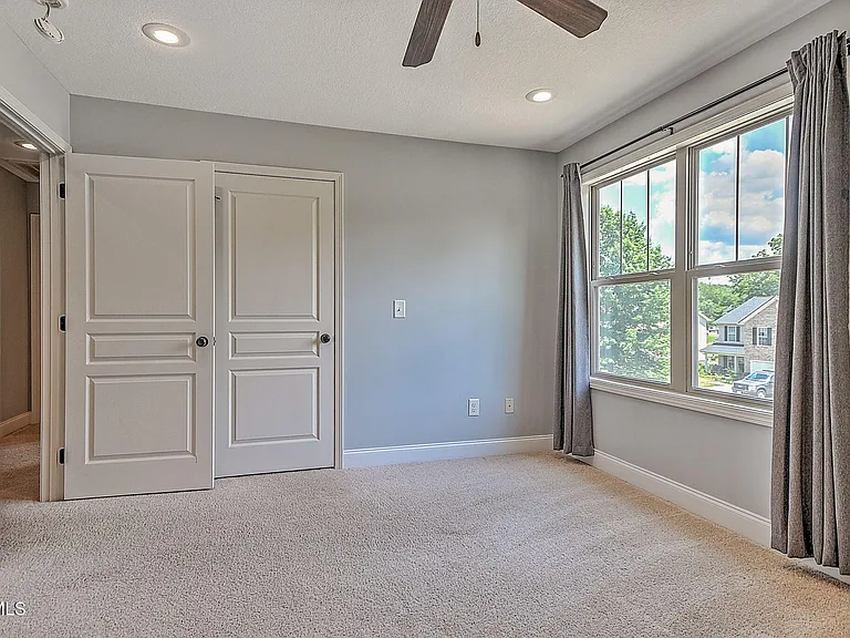1092 Aberlea Valley Cir — Photo 25