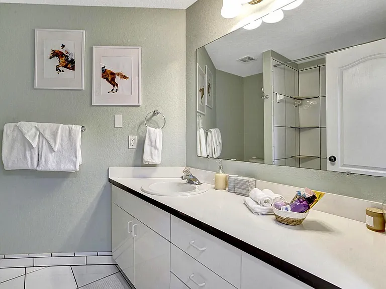 1212 Mulberry Pl — Photo 15