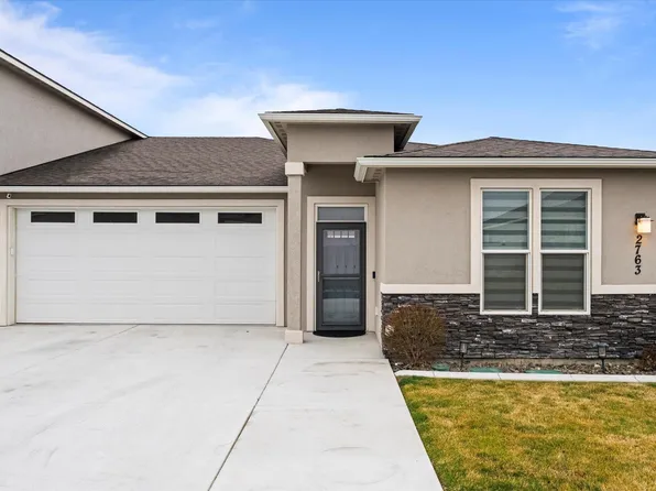 2763 Carefree Loop, West Richland, WA 99353