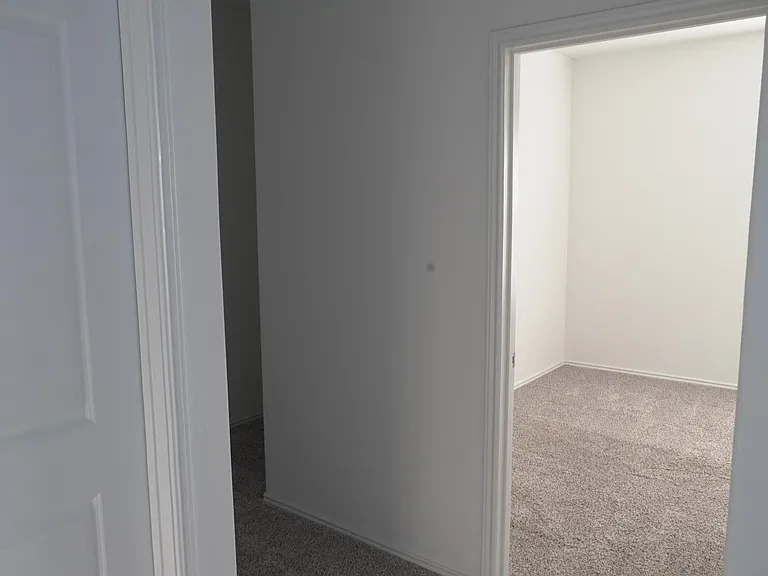 1432 Weatherford Ln — Photo 22