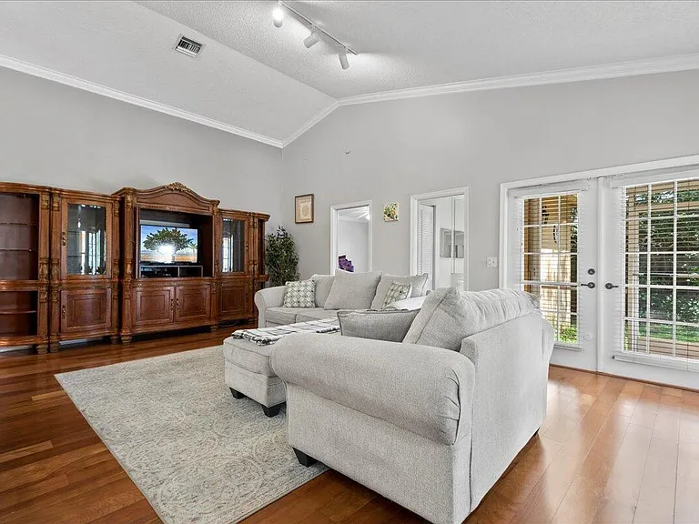 13557 Northumberland Cir — Photo 9