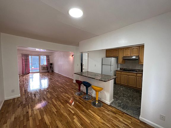 3rd image of 3503 146th St #2B