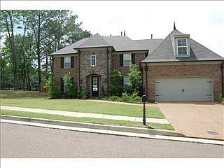 1st image of 10547 Redmond Dr