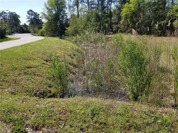 N/a Bells Mill Rd, Chesapeake, VA 23322