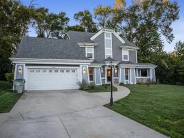 9304 West Mt Zion DRIVE, Milwaukee, WI 53224