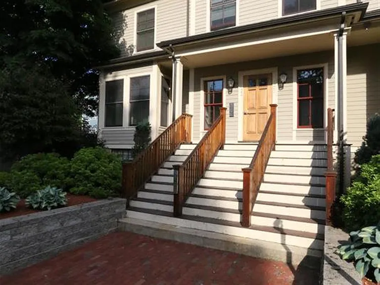 20 Trowbridge St #2 — Photo 11