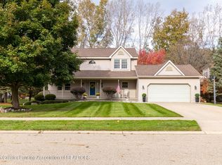3930 Mayapple Ln, Lansing, MI 48911