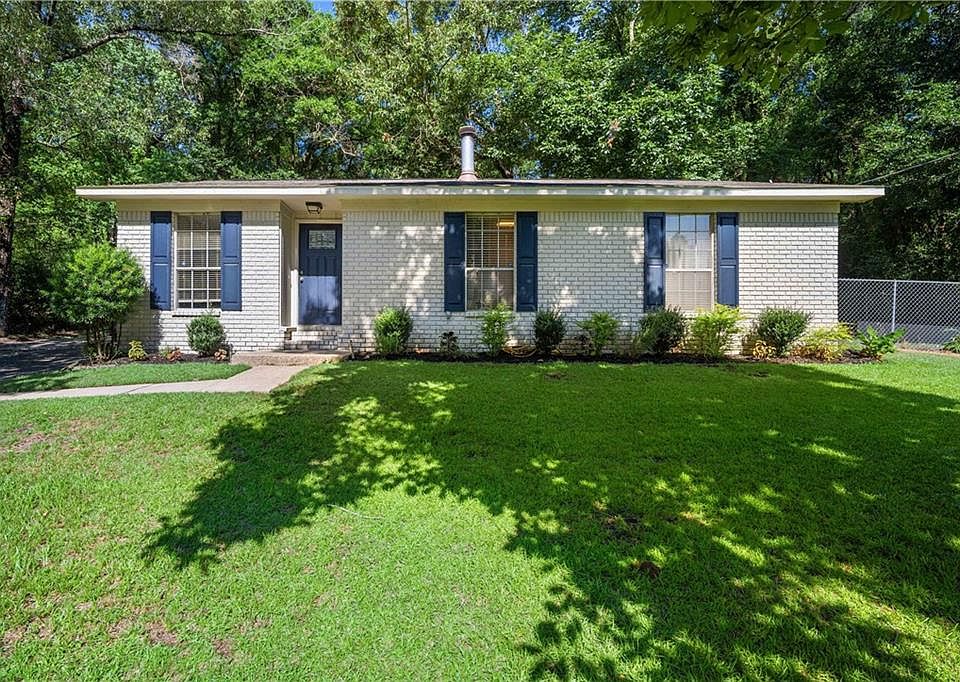 1st image of 7937 Pine Springs Dr
