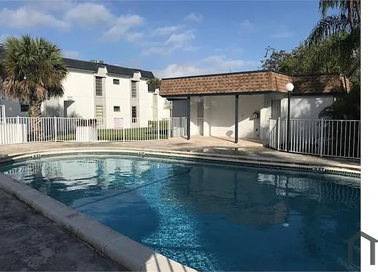 7232 SW 94th Pl #E-06 — Photo 13