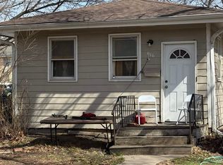 616 S 20th St, Lincoln, NE 68510