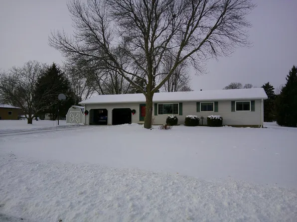 18024 Macon St NW, Elk River, MN 55330