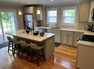 46 North St #B, Madison, NJ 07940