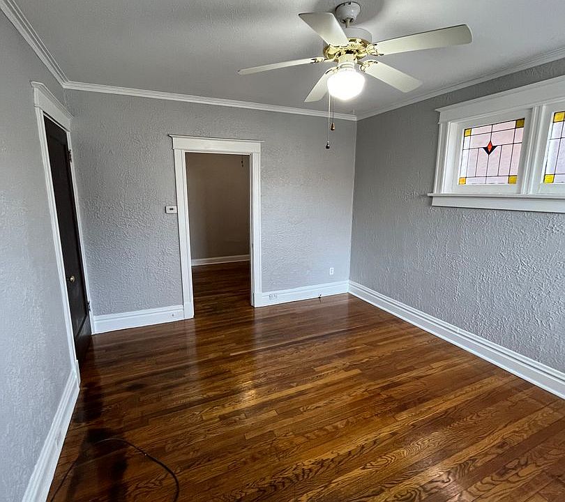 1st image of 5000 Lindenwood Ave Floor 5002-1