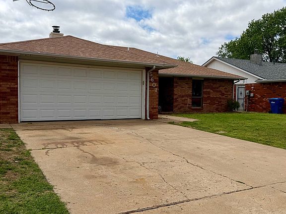 3rd image of 5601 Arrowhead Dr