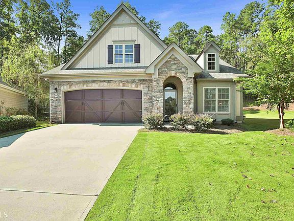 2nd image of 240 Brock Ct