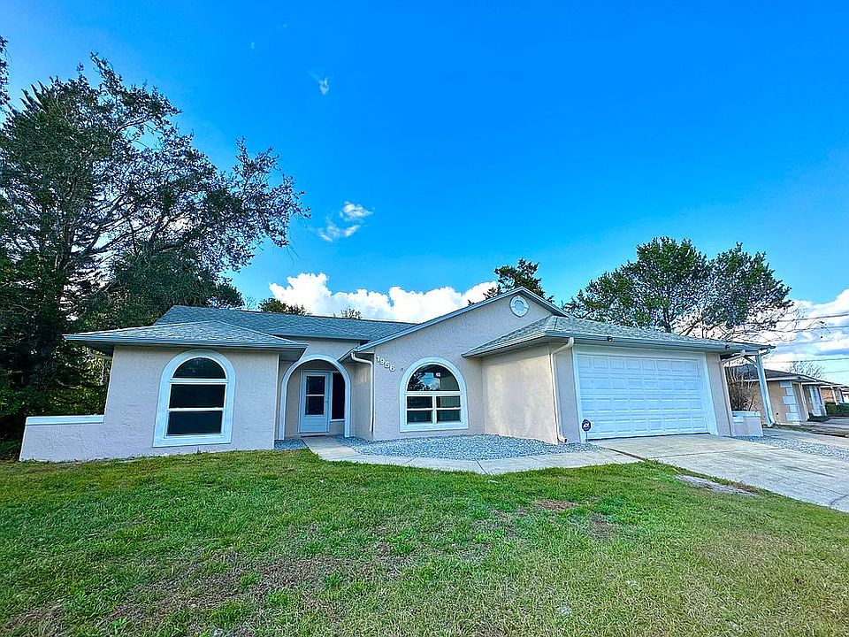 2nd image of 1956 E Chapel Dr