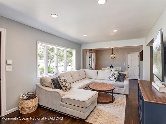4th image of 1103 Overlook Drive