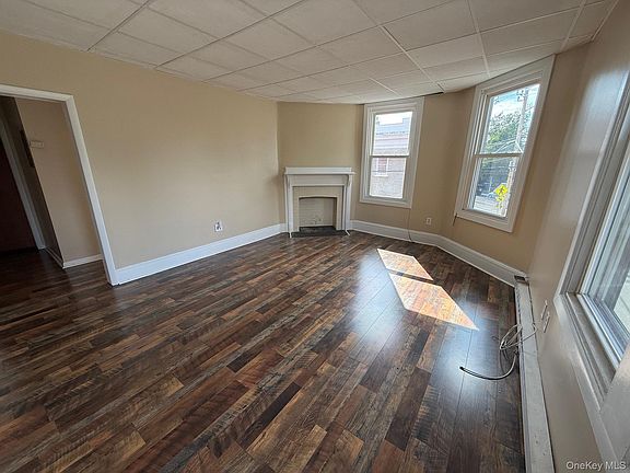 2nd image of 247 Hudson St #6