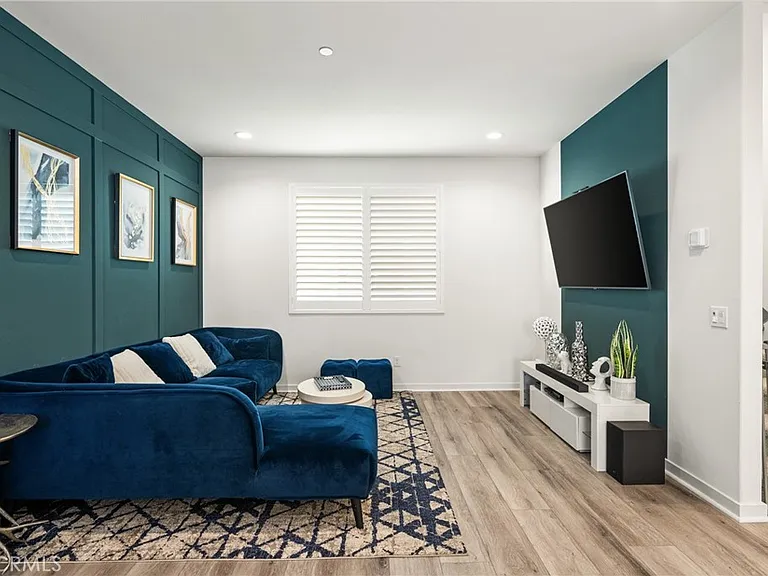 663 S Mosaic St — Photo 11