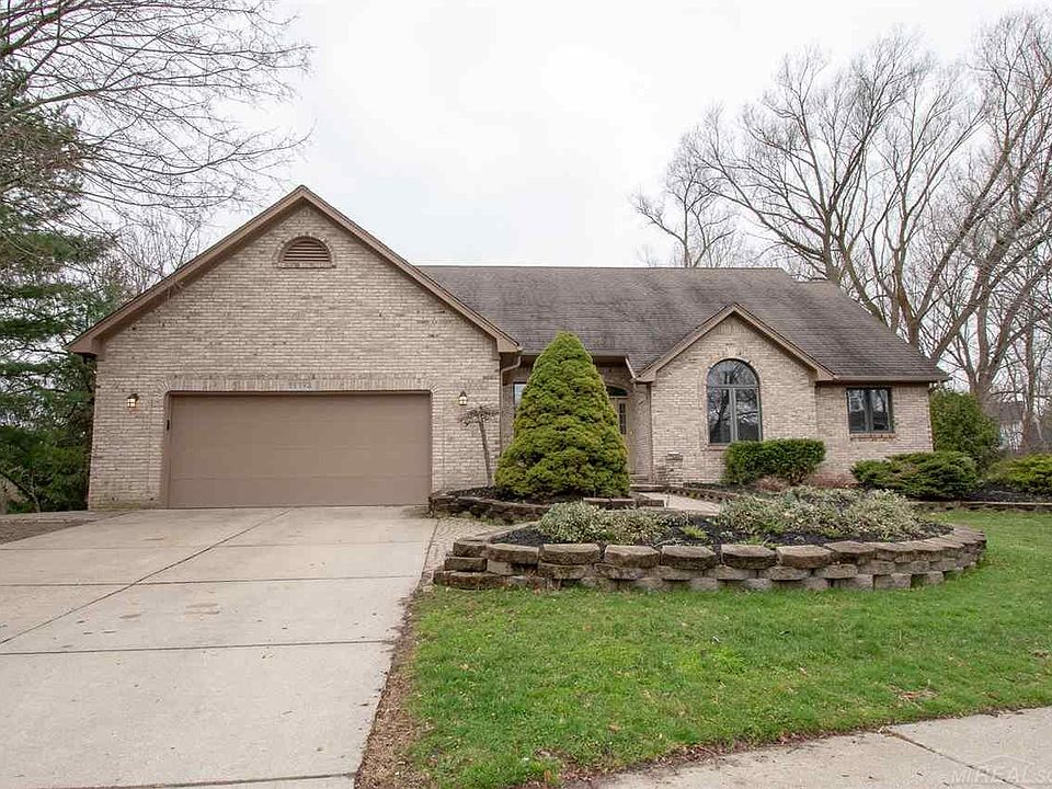 1st image of 56793 Oliver Ct
