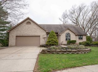 56793 Oliver Ct, Shelby Township, MI 48316