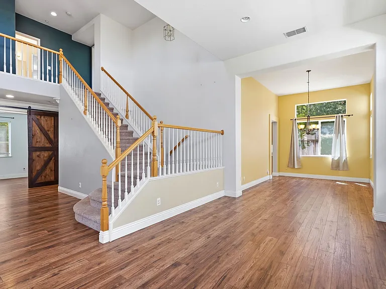 871 Larkspur Ln — Photo 44
