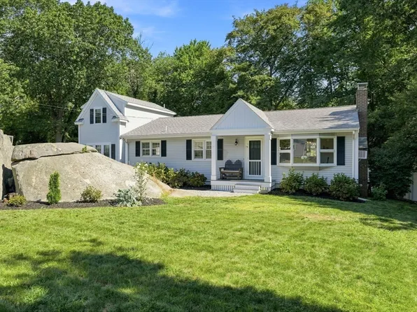 19 Locust Rd, Cohasset, MA 02025