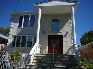 6523 247th St, Little Neck, NY 11362