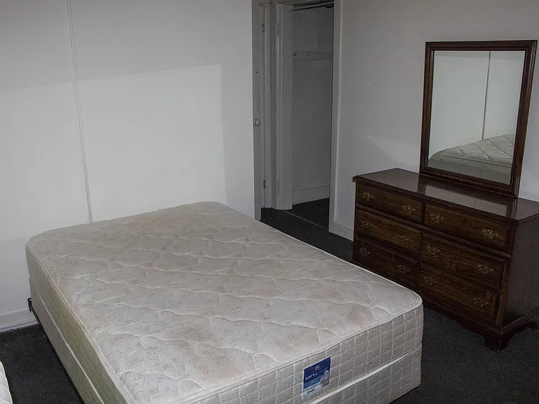 105 Dewitt Pl #6 — Photo 4