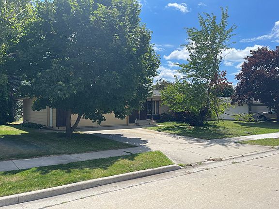 3rd image of 2511 N 24th St
