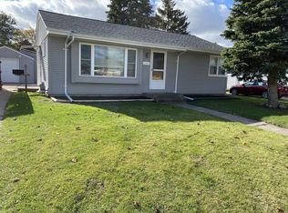 1127 Cedar Creek St, Racine, WI 53402