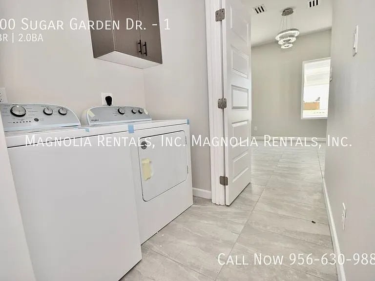 900 Sugar Garden Ave #1 — Photo 15