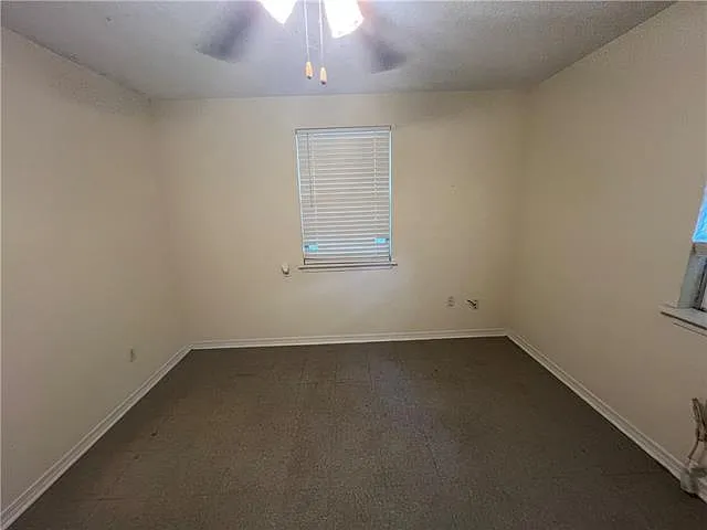 65087 Mitchell St — Photo 10