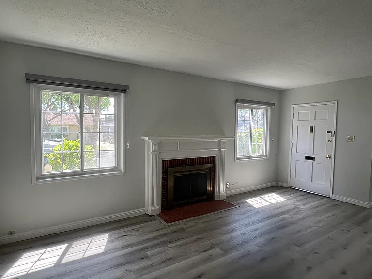 1115 S El Molino St — Photo 13
