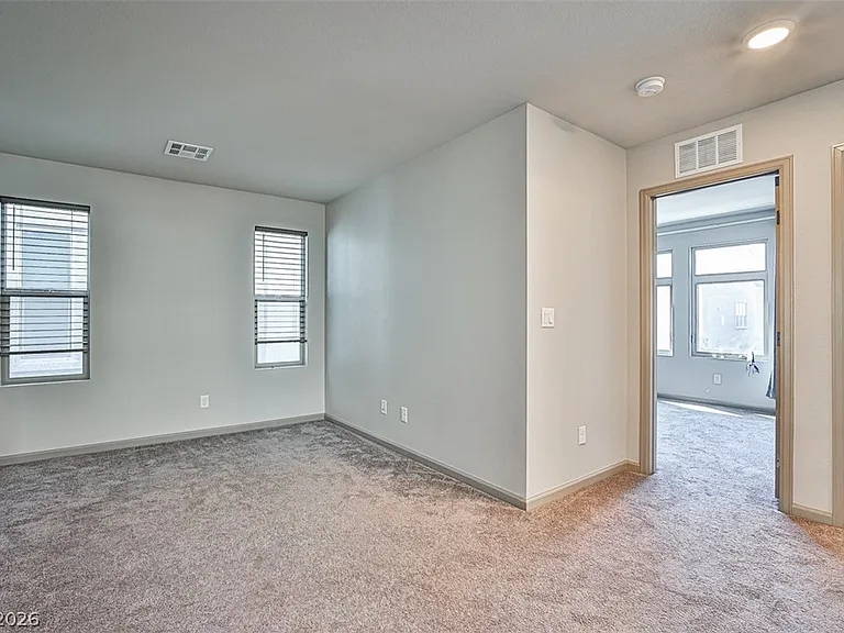 8052 Haywood Estate Ave — Photo 13
