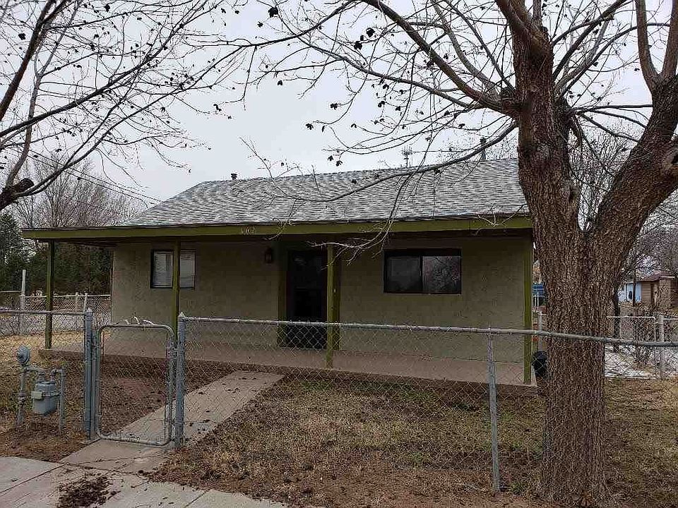 1st image of 402 S Elford Ave