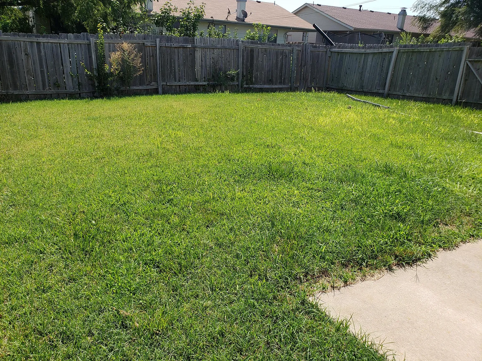 3142 S Pinecrest St — Photo 2