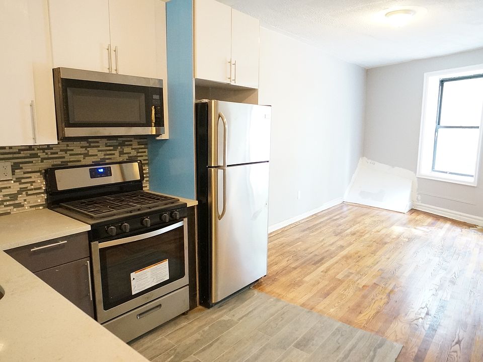 2nd image of 55 W Mosholu Pkwy N APT 2A